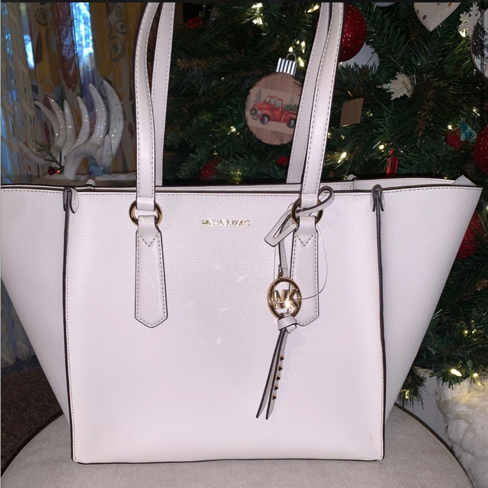 Micheal kors Tote bag (Authentic)